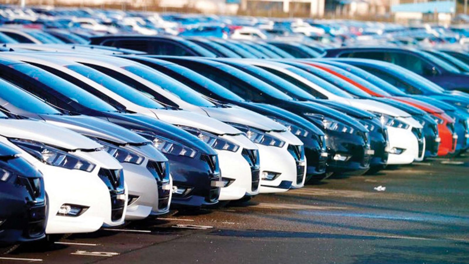 انخفاض أسعار السيارات في مصر مع توسع الإنتاج المحلي 