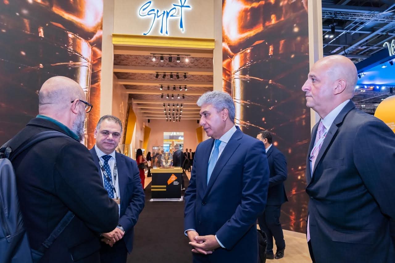 وزير السياحة يفتتح الجناح المصري في بورصة لندن السياحية 2025