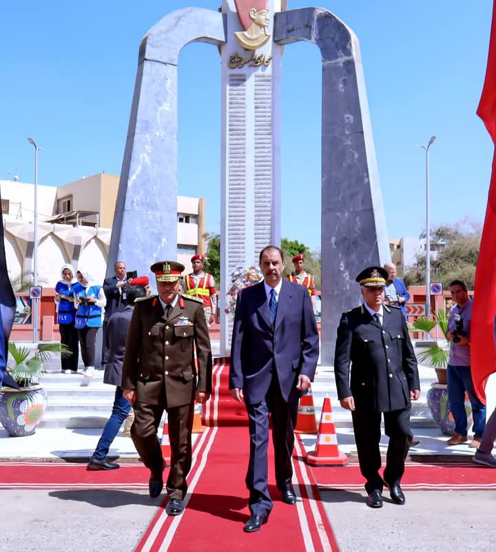 محافظ سوهاج يشهد إحتفالات سوهاج بعيدها القومى 