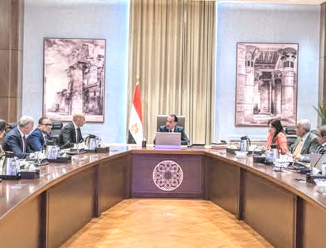 رئيس الوزراء يبحث شراكة القطاع الخاص فى ملف المدارس الفنية 