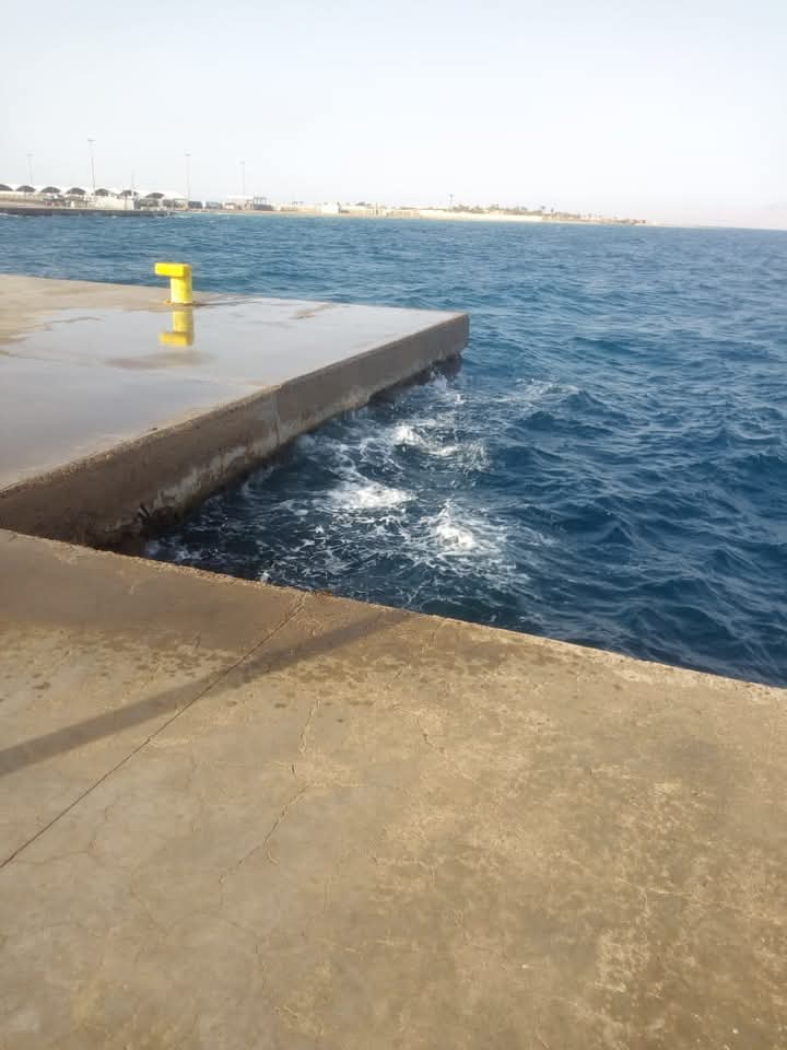 لسوء الأحوال الجوية..طوارىء بموانىء البحر الاحمر واغلاق ميناء نويبع