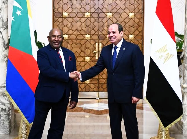 الرئيس السيسى يبحث التعاون مع رئيس جمهورية القمر المتحدة
