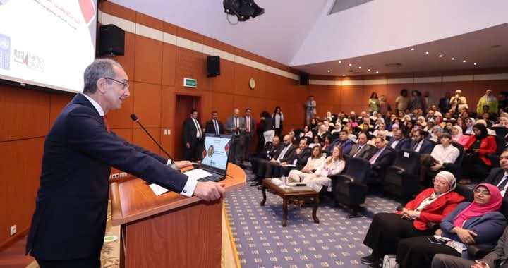 وزير الاتصالات: مبادرة قدوة- تك تستهدف تمكين المرأة بجميع المحافظات 