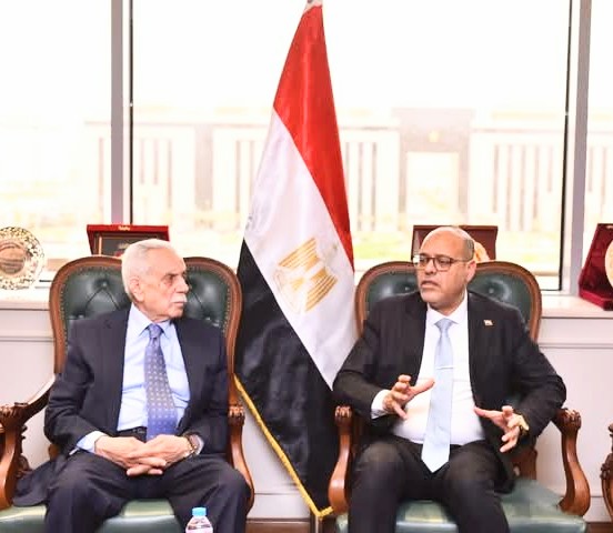 العمل توقع بروتوكول تعاون مع المحكمة العربية فى الدورات التدريبية