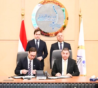 تعاون بين مصر والسويد فى مجالات النقل والصناعة  