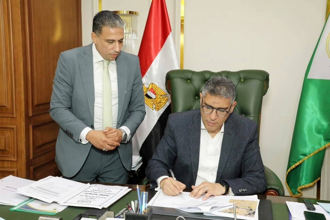 بنسبة نجاح 87.46%.. محافظ الجيزة يعتمد نتيجة الشهادة الإعدادية بالجيزة