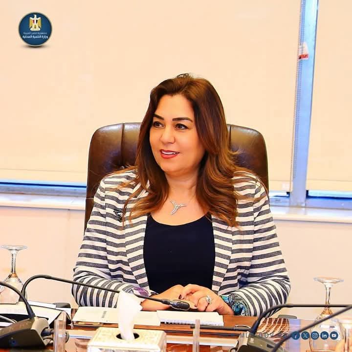 وزيرة التنمية المحلية تستعرض تقريراً حول فعاليات مركز سقارة للتدريب خلال يونيو2025