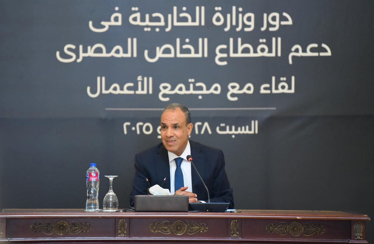 وزير الخارجية : توظيف سفاراتنا حول العالم لدعم الاستثمارات والصادرات المصرية 