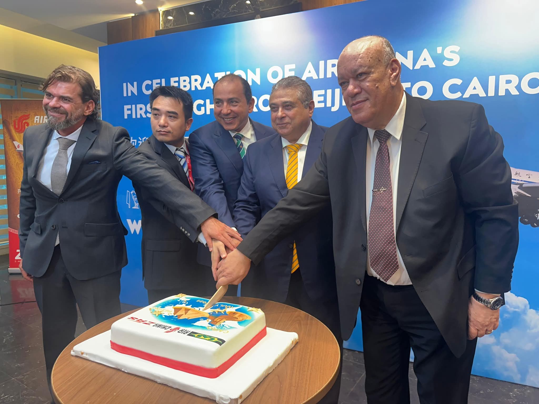 شركة الطيران الصينيةAir China تدشن أولى رحلاتها إلى مطار القاهرة الدولي
