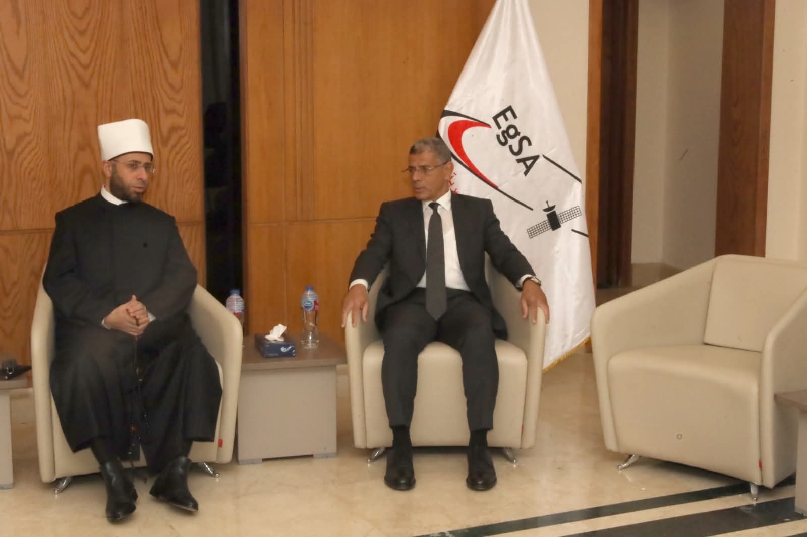 الفضاء المصرية تتعاون مع الأوقاف لمعالجة النوازل الفقهية المستجدة بالفضاء الخارجي