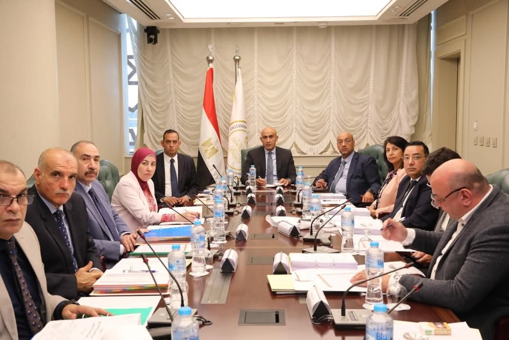 عبداللطيف يترأس الاجتماع الدورى صندوق دعم وتمويل وإدارة وتشييد المشروعات التعليمية