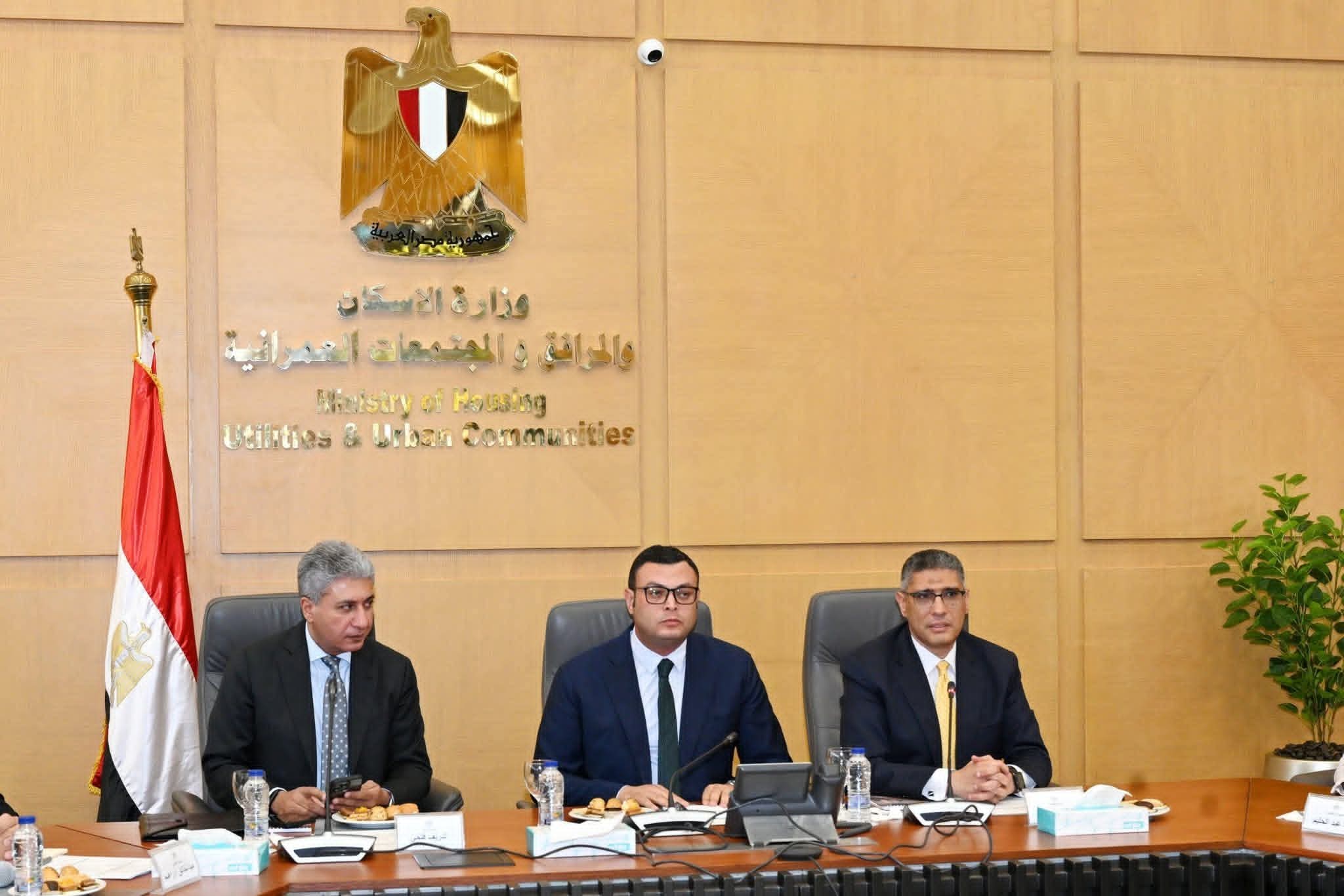 وزيرا الإسكان والسياحةومحافظ الجيزةيتابعون مخطط التطوير السياحى حول مطار سفنكس