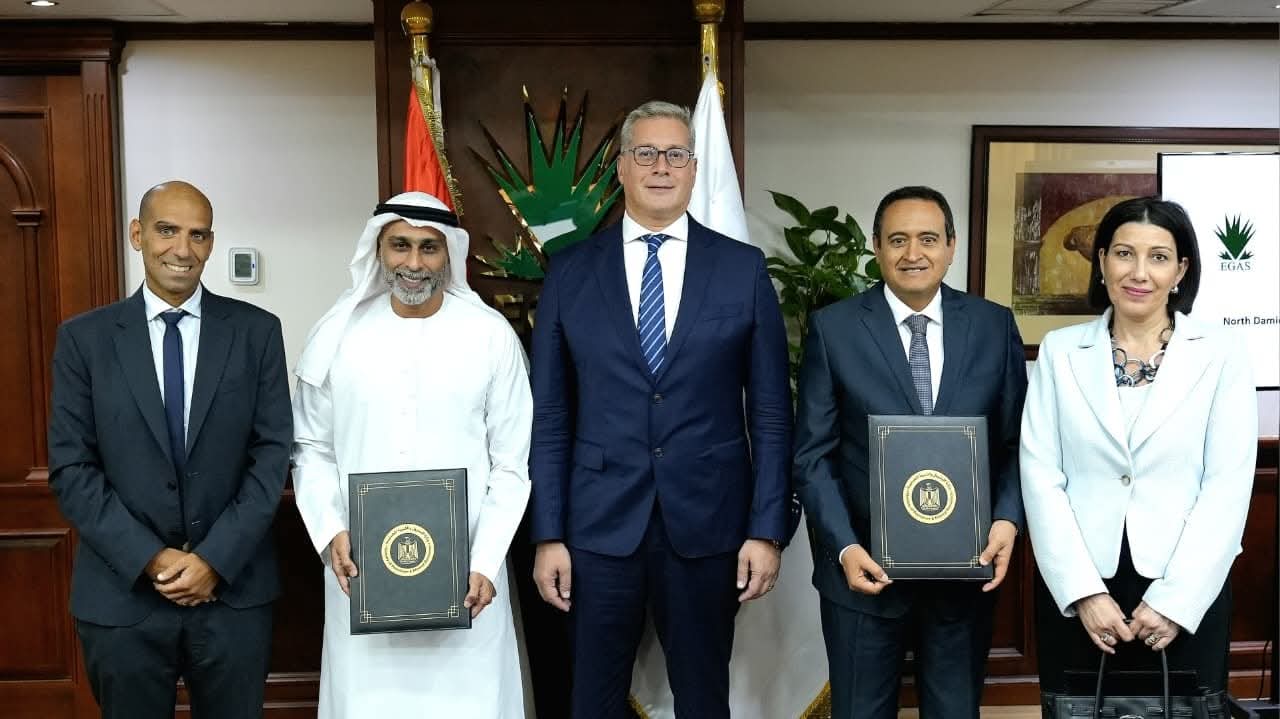 البترول توقع4اتفاقيات بـ 343 مليون دولارللإستكشاف والبحث عن الغاز