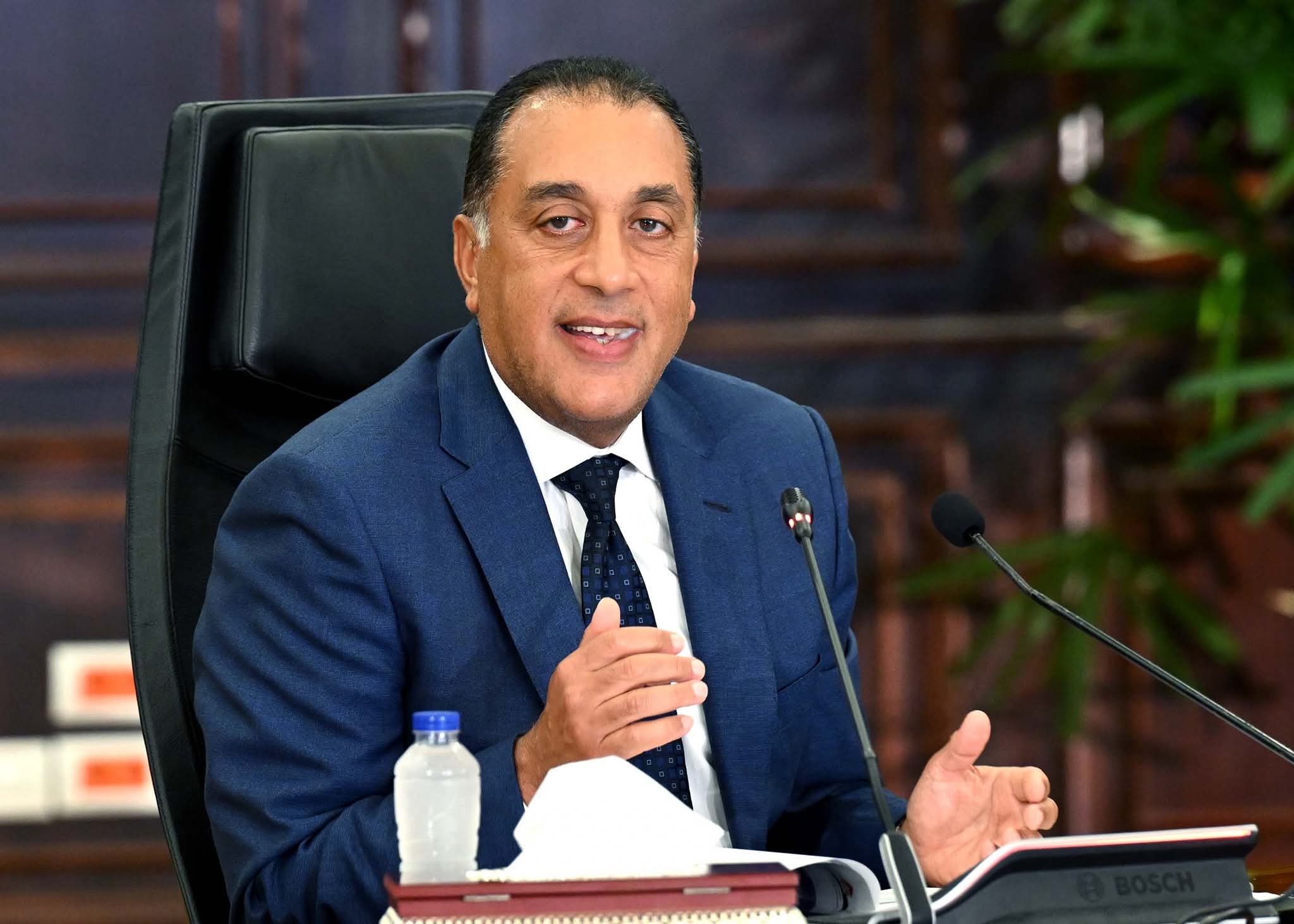 رئيس الوزراء يهنىء الرئيس السيسى بمناسبة المولد النبوي الشريف 