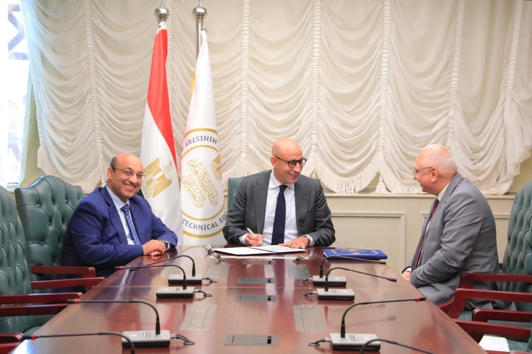 اعتماد نتيجة الدور الثانى للدبلومات الفنية 2025بنسبة نجاح 89.88%