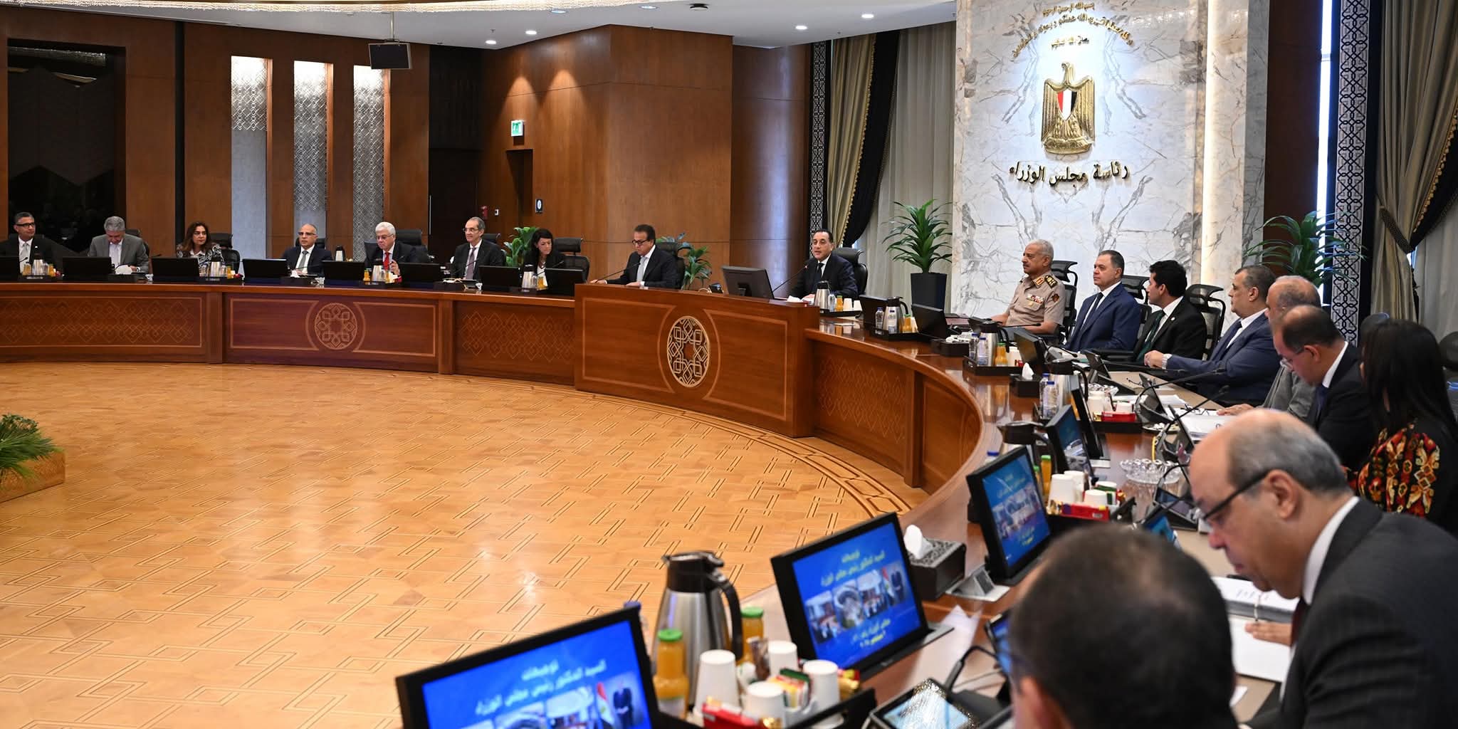 مجلس الوزراء : دعم التعليم الجامعي وتطوير البنية التحتية والخدمات