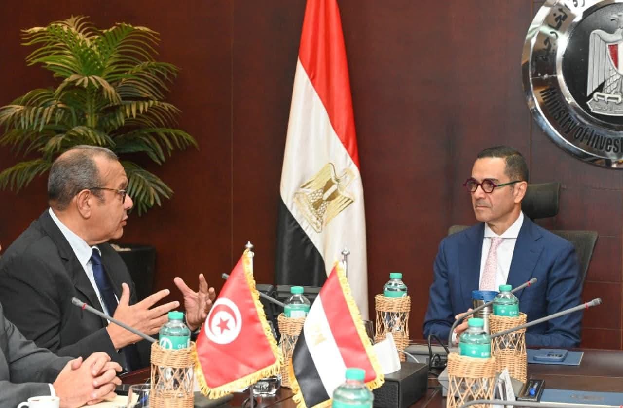 وزير الاستثمار يبحث مع نظيره التونسي تعزيز الشراكة الاقتصادية