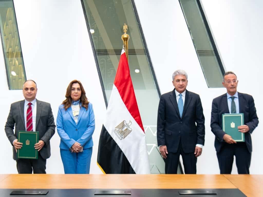 المتحف المصري الكبير يتحول إلى 
