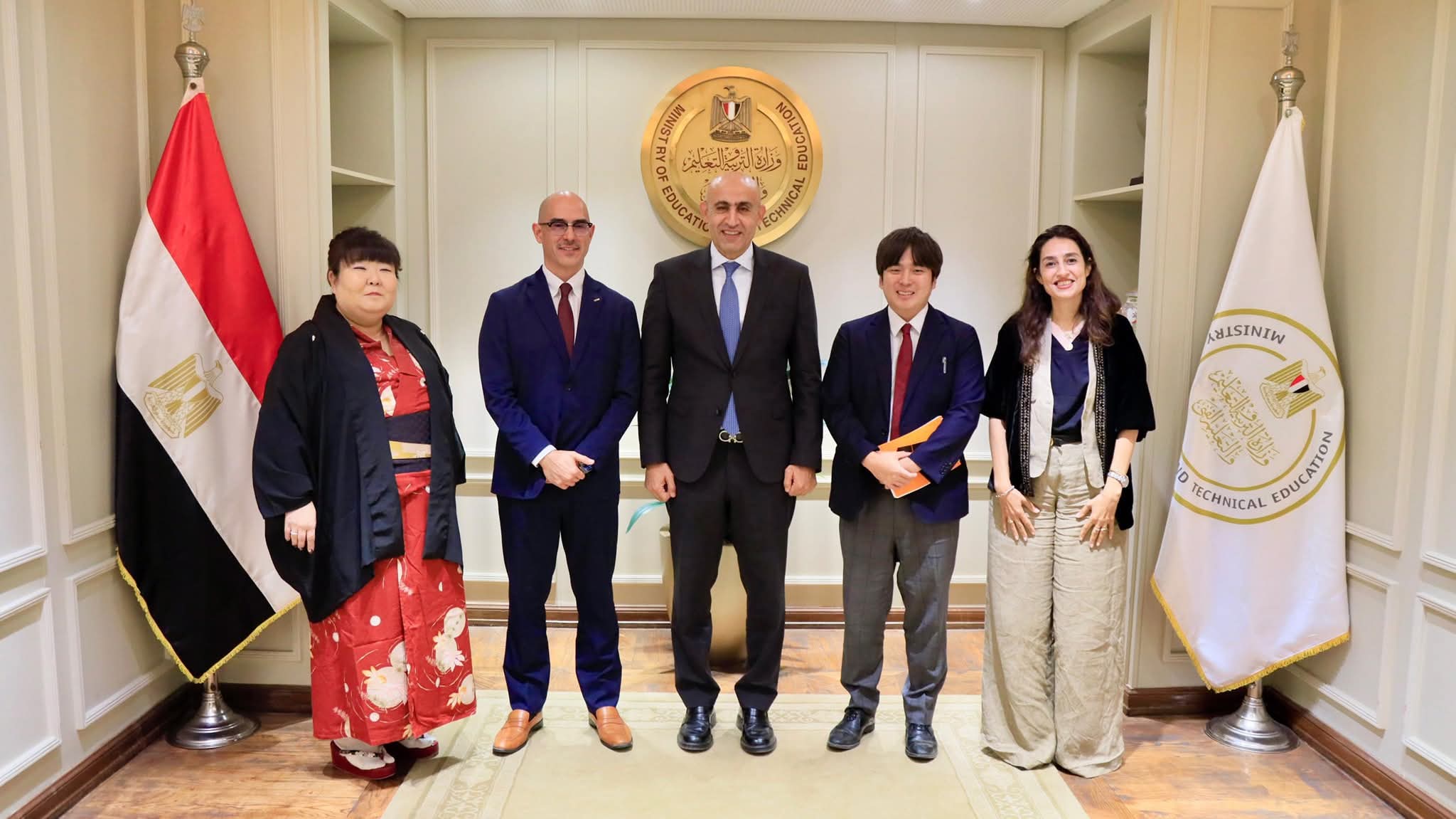 وزير التعليم يبحث تعزيز التعاون التربوي مع جامعة هيروشيما