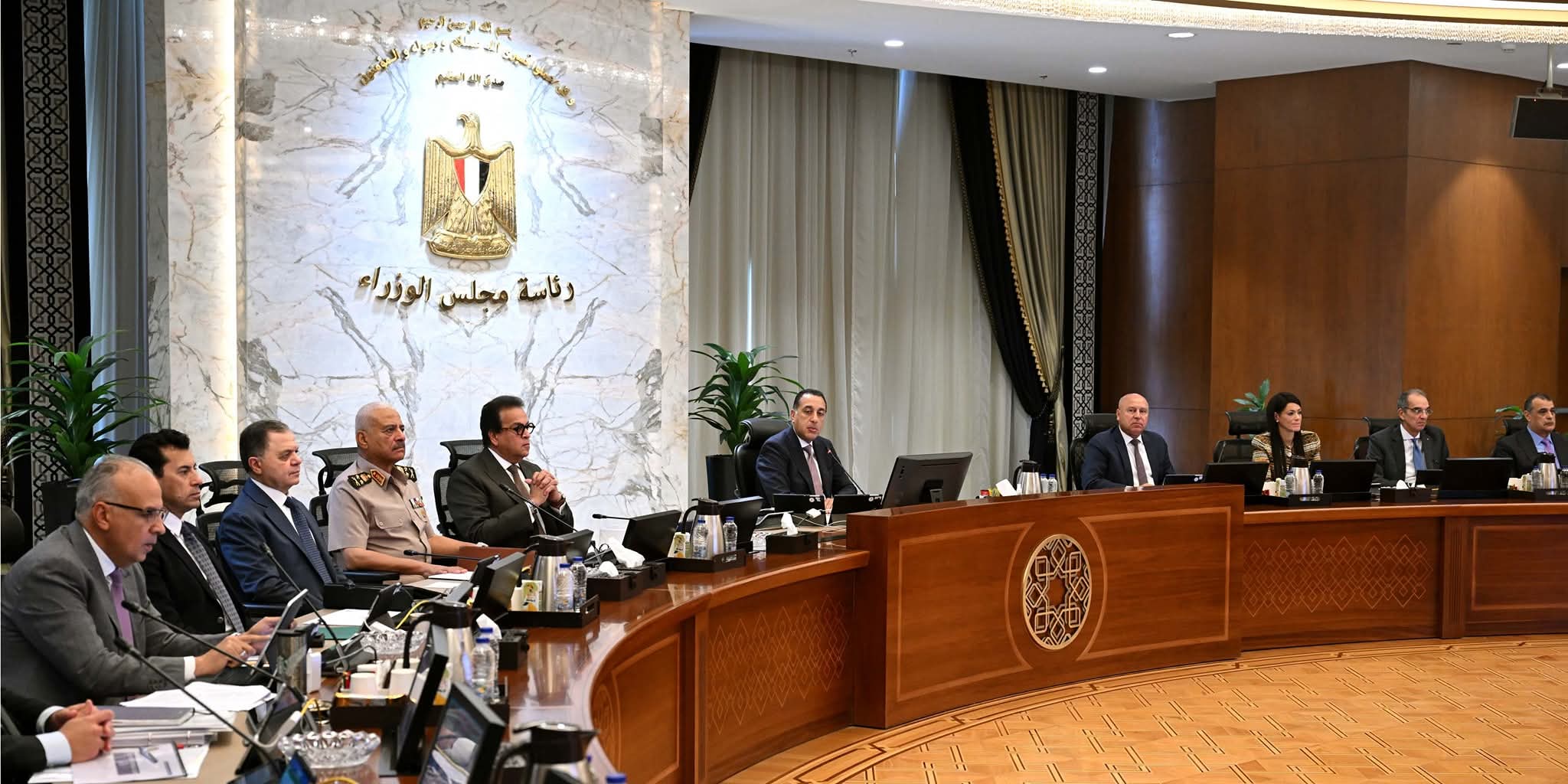 مجلس الوزراء يستعرض أولويات الحكومة واستعدادات افتتاح المتحف الكبير