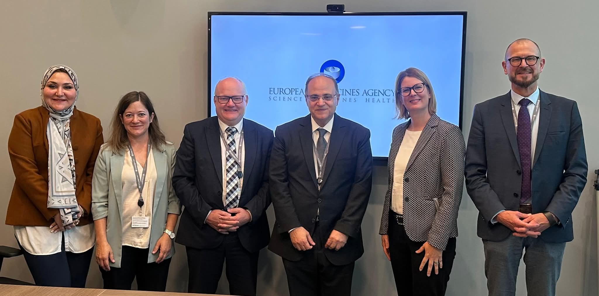 رئيس هيئة الدواء المصري يبحث تعزيز التعاون الدولي السويسري