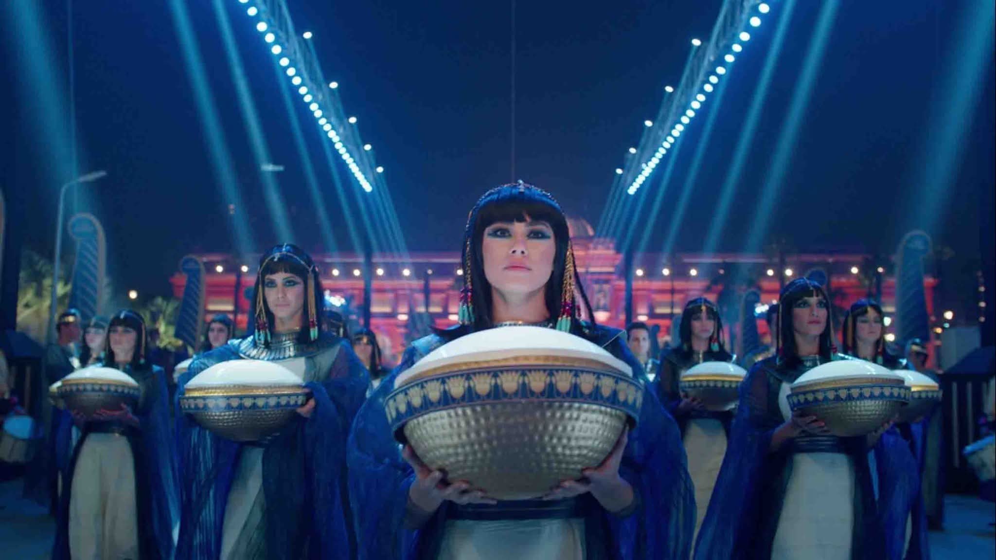 أكثر من 400 قناة عالمية تنقل افتتاح المتحف الكبير