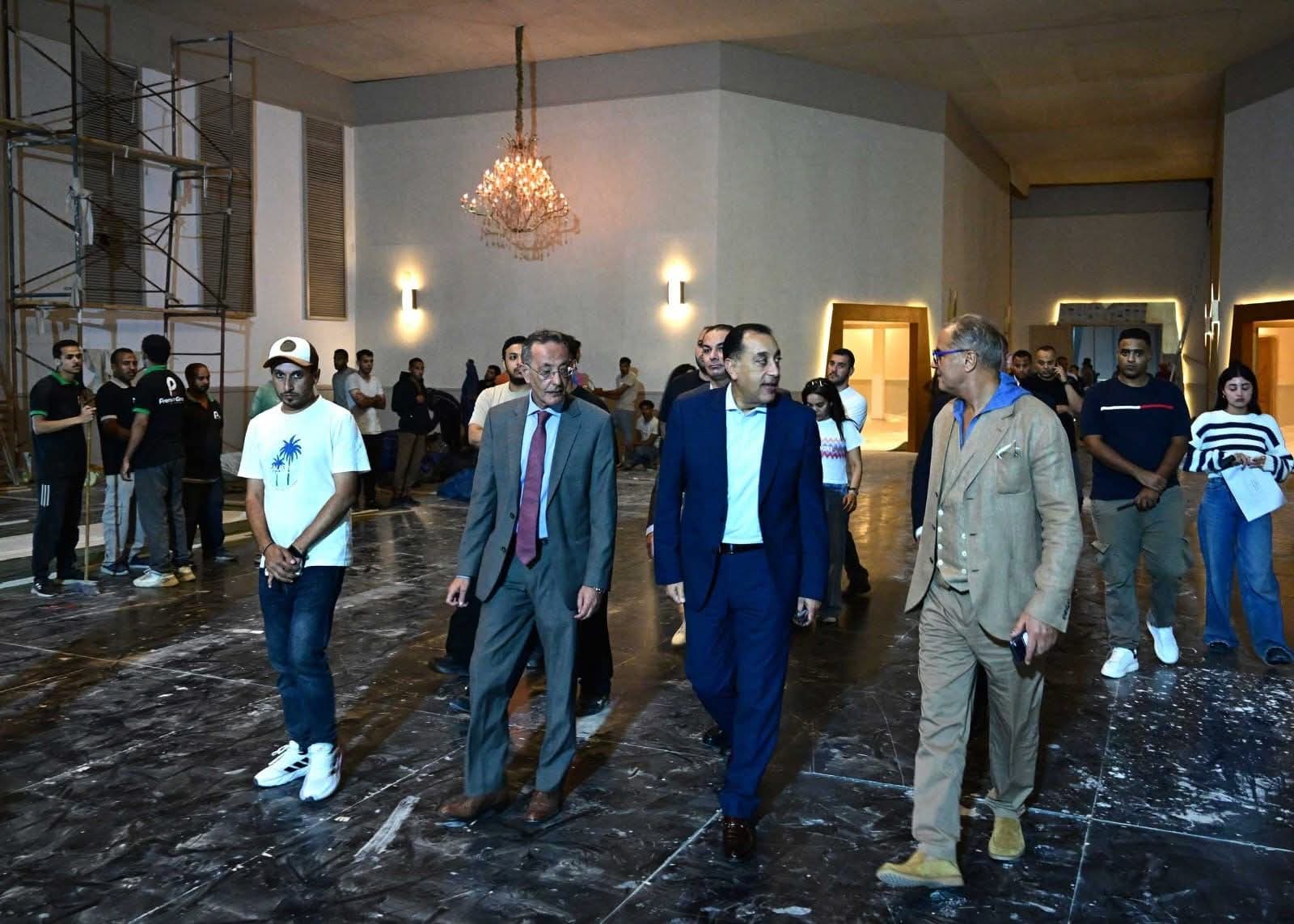 رئيس الوزراء يتفقد الاستعدادات النهائية لافتتاح المتحف الكبير