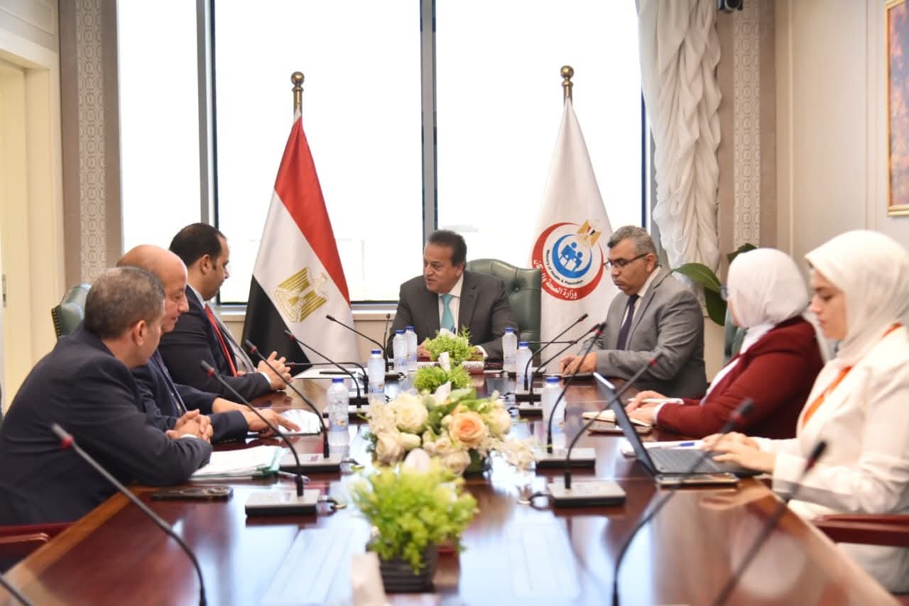 وزير الصحة يبحث مع وادي النيل تطوير البنية الصحية