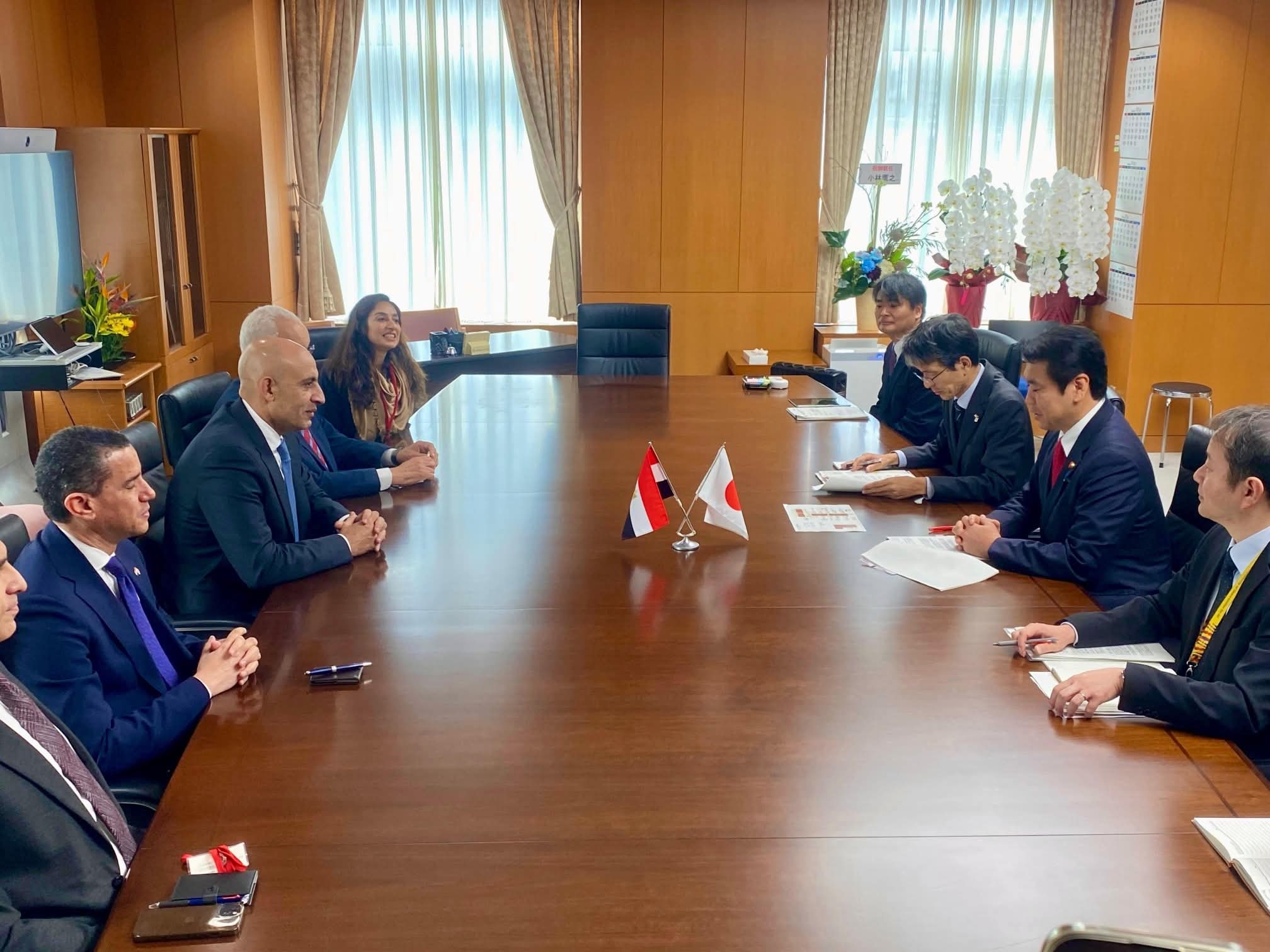 وزير التعليم يبحث تعزيز التعاون التربوي مع اليابان
