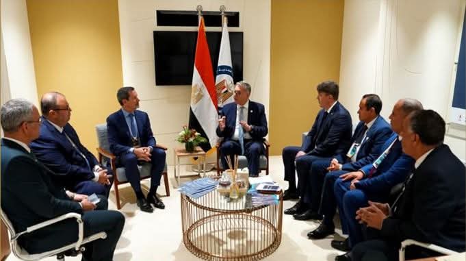 وزير البترول يبحث تعزيز الشراكات مع شركات الطاقة العالمية