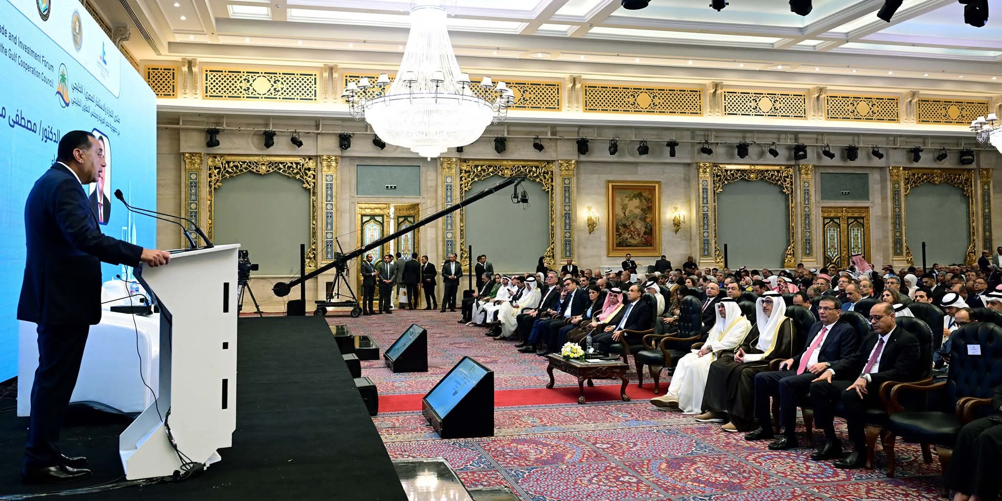 مدبولي يدعو الشركات الخليجية للاستثمار وتعزيز التعاون مع مصر