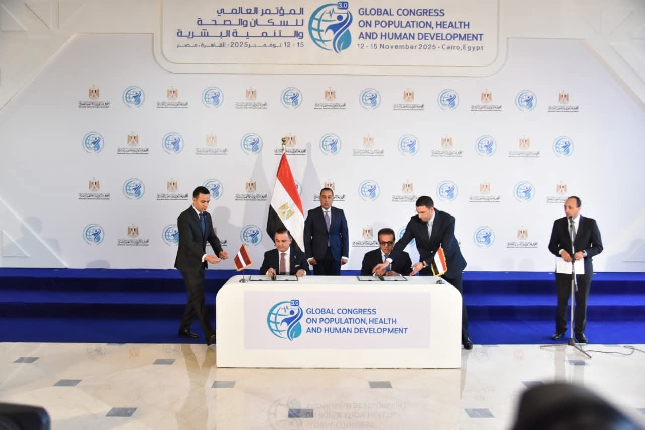 الصحة توقع مذكرة تفاهم مع لاتفيا لتطوير الرعاية الصحية