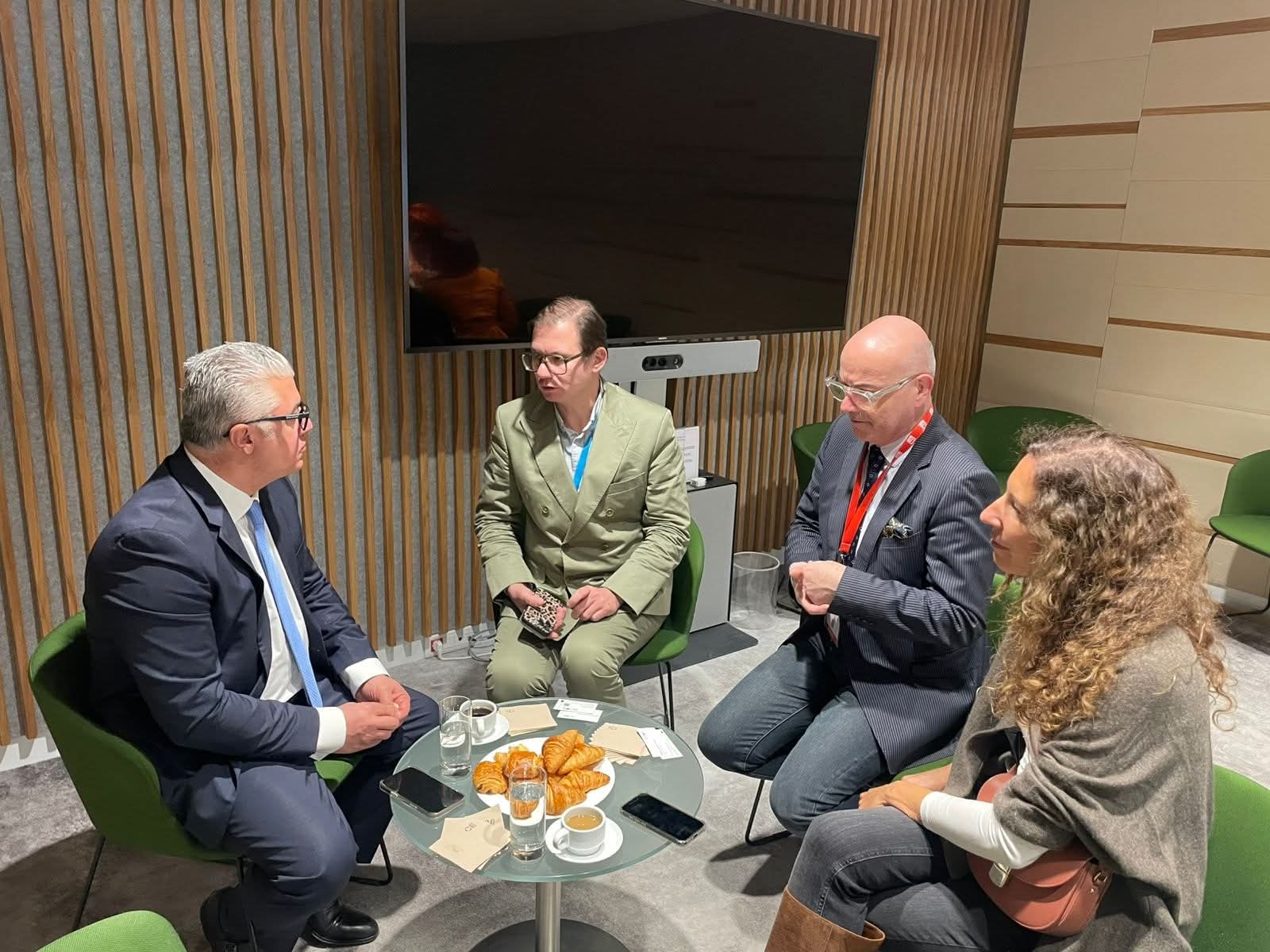 تعاون اقتصادي موسع لقناة السويس مع شركات فرنسية رائدة