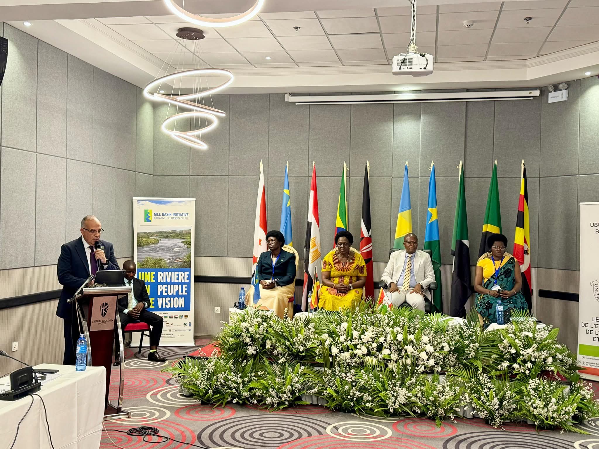 مصر تجدد التزامها بالتعاون المائي خلال اجتماع حوض النيل الوزاري