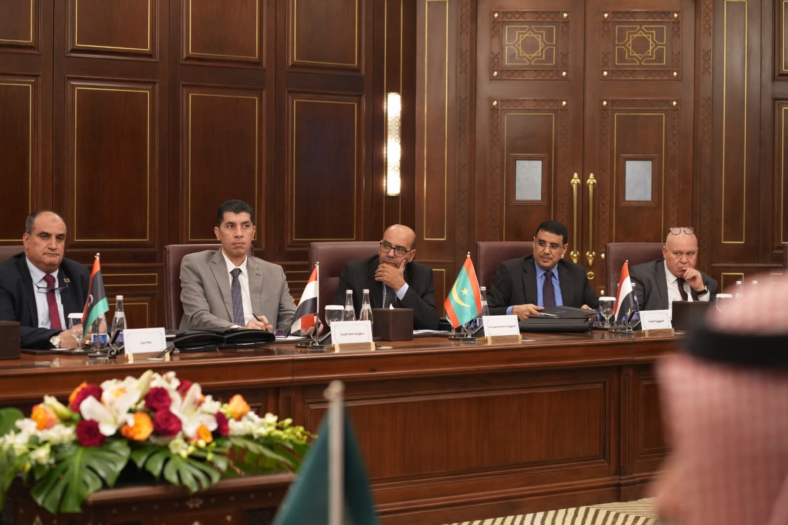 أكاديمية البحث العلمي تشارك في مجلس البحث العربي بمسقط