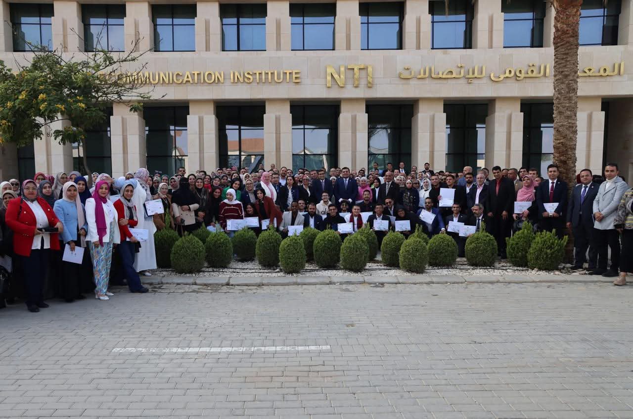 تخريج الدفعة الخامسة لسفراء الذكاء الاصطناعي بالعاصمة الإدارية الجديدة