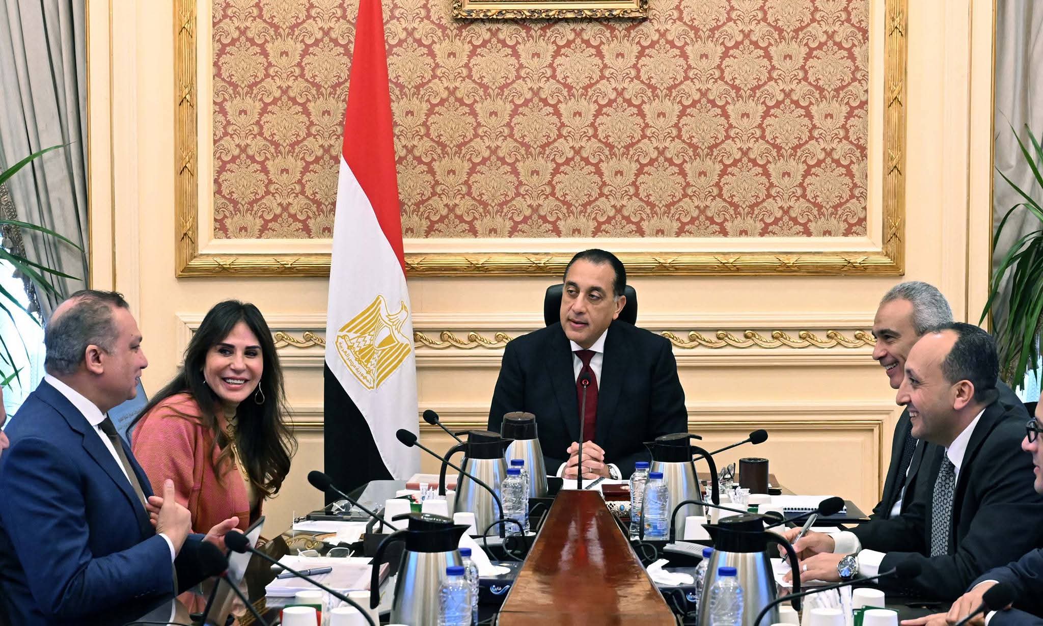 مدبولي يتابع مشروعات التنمية الحضرية ويطلق فرصًا استثمارية بالمحافظات