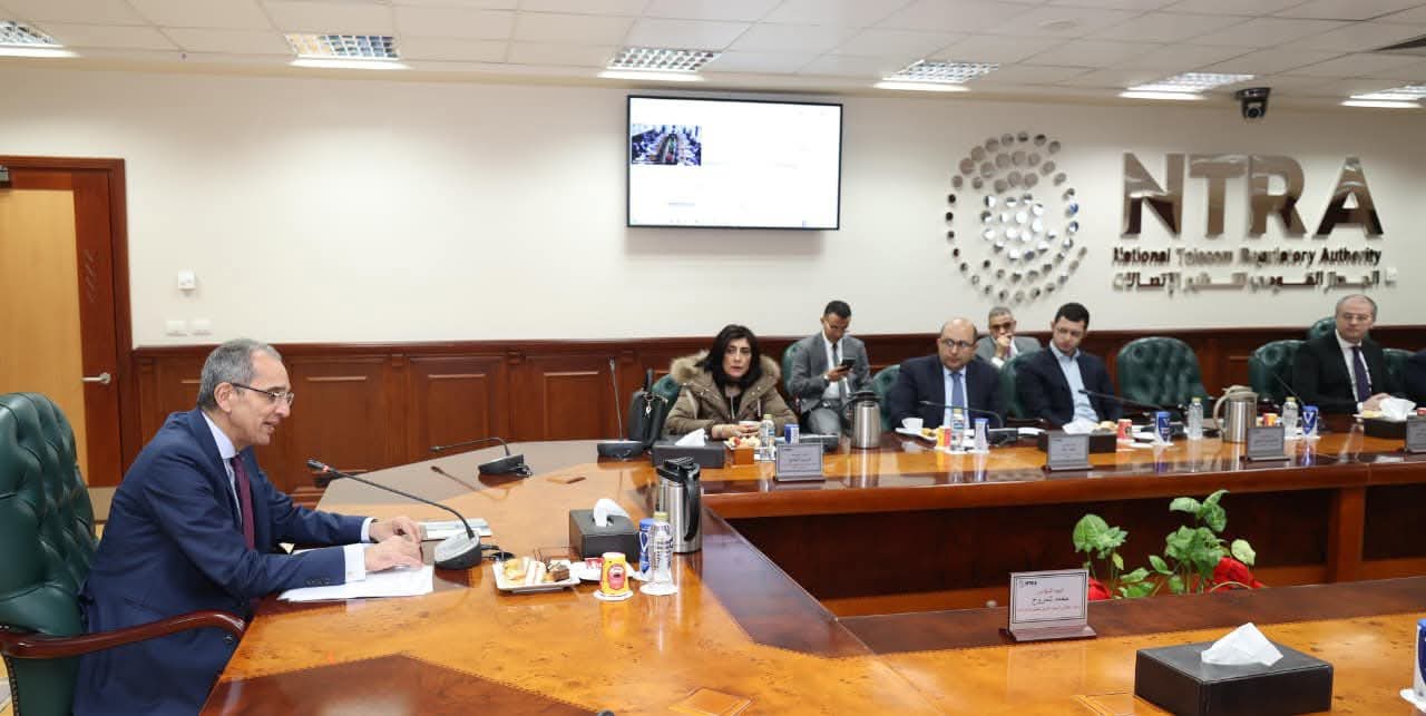 عمرو طلعت: الاتصالات تقود النمو الاقتصادى والتحول الرقمى فى مصر