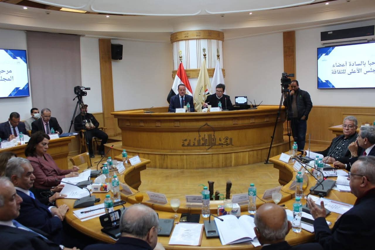 وزير الثقافة يعيد تشكيل لجان الأعلى للثقافة لتعزيز الحراك