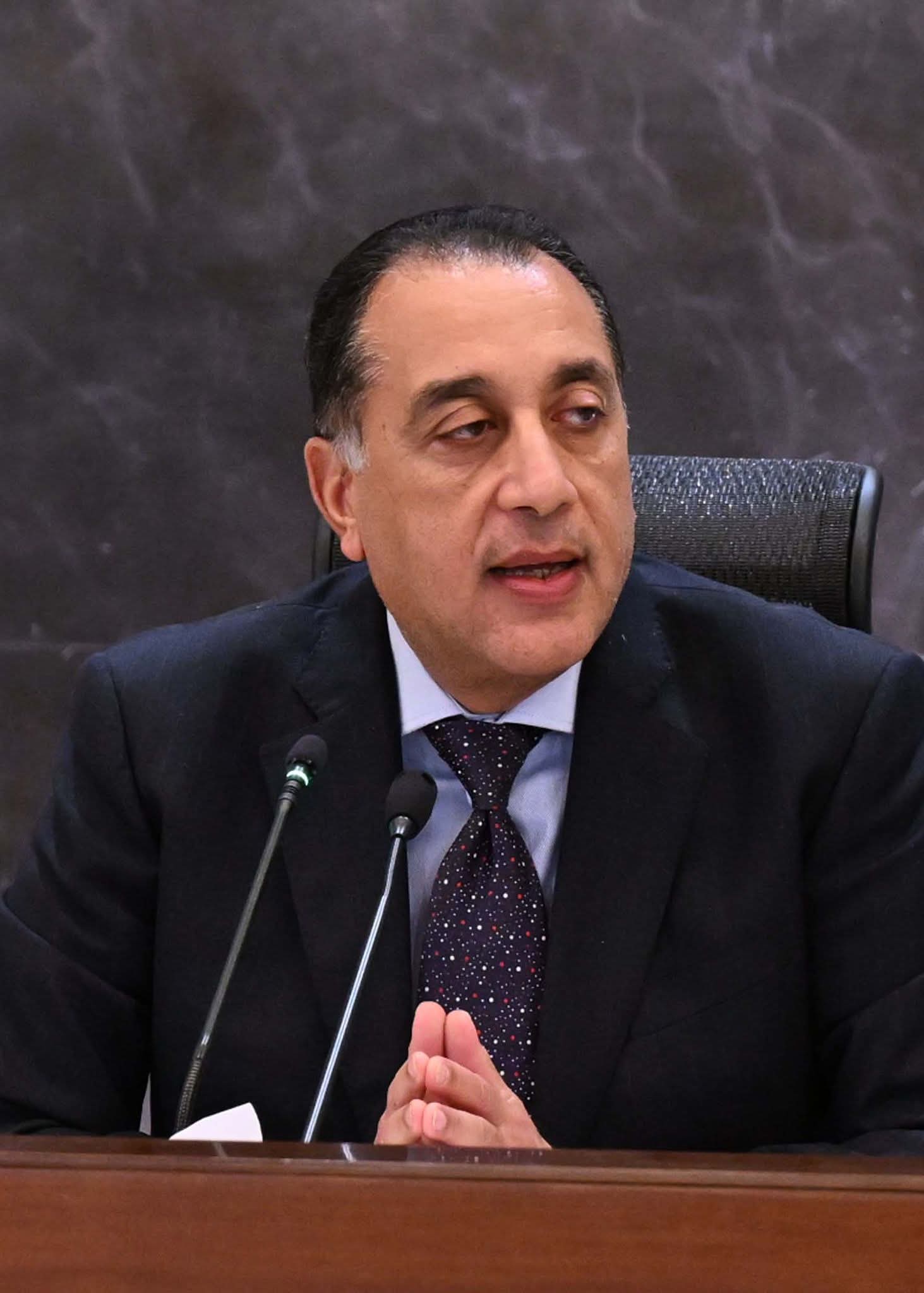 رئيس الوزراء يقرر الأربعاء إجازة رسمية بمناسبة عيد الميلاد المجيد