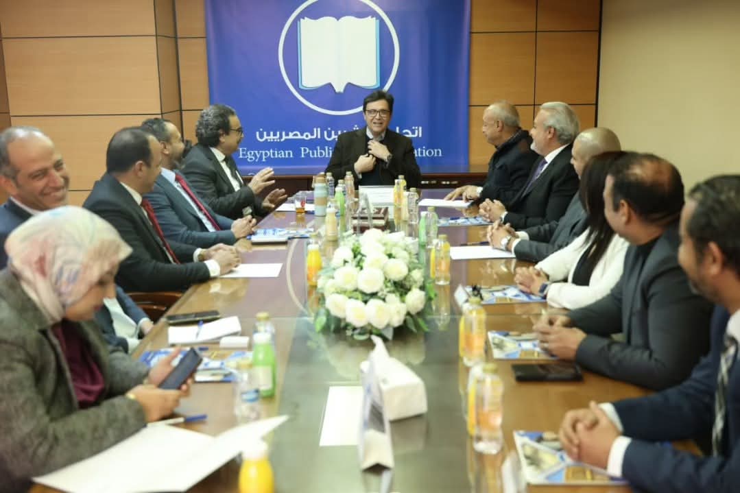 وزير الثقافة واتحاد الناشرين يبحثان تعزيز صناعة الكتاب وإتاحة المعرفة