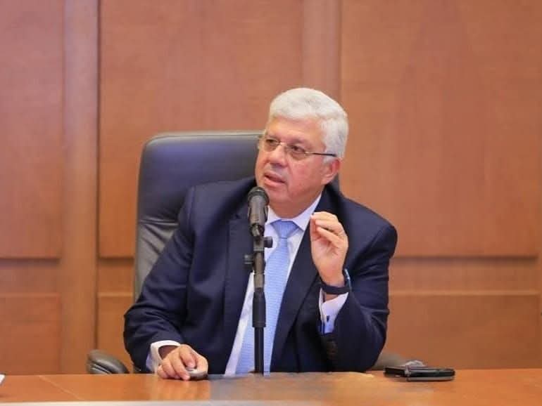 عاشور: التحول الرقمي يقود حوكمة ذكية وتطوير الجامعات المصرية