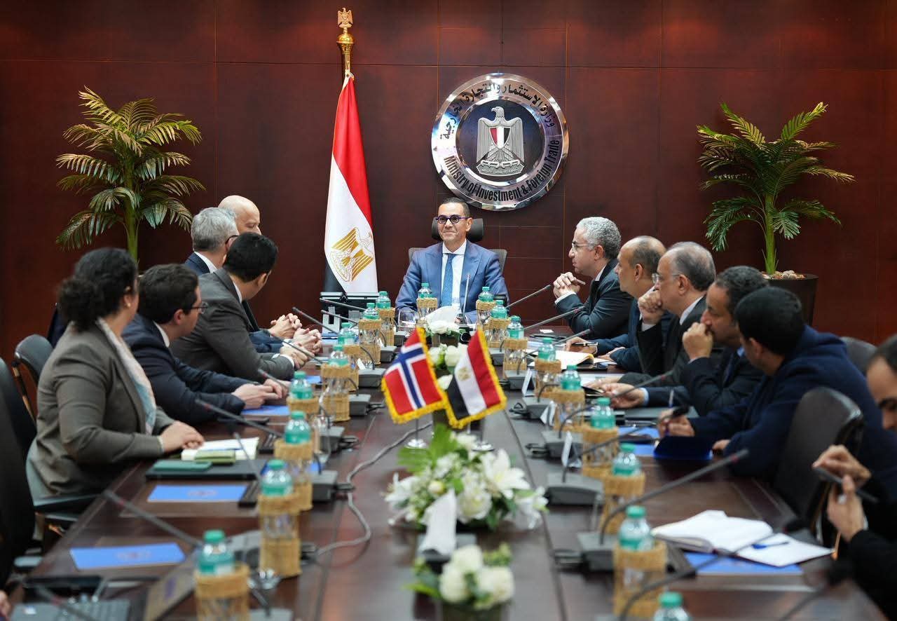 الخطيب يبحث توسيع التعاون ودعم الطاقة المتجددة مع النرويج