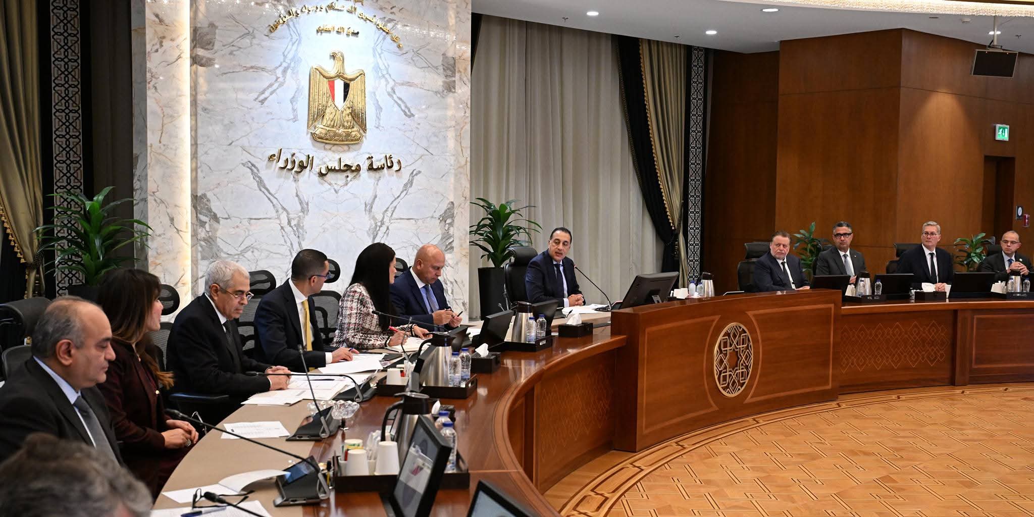 الحكومة تطلق لجنة الذهب لتعظيم القيمة المضافة وتحفيز الصناعة