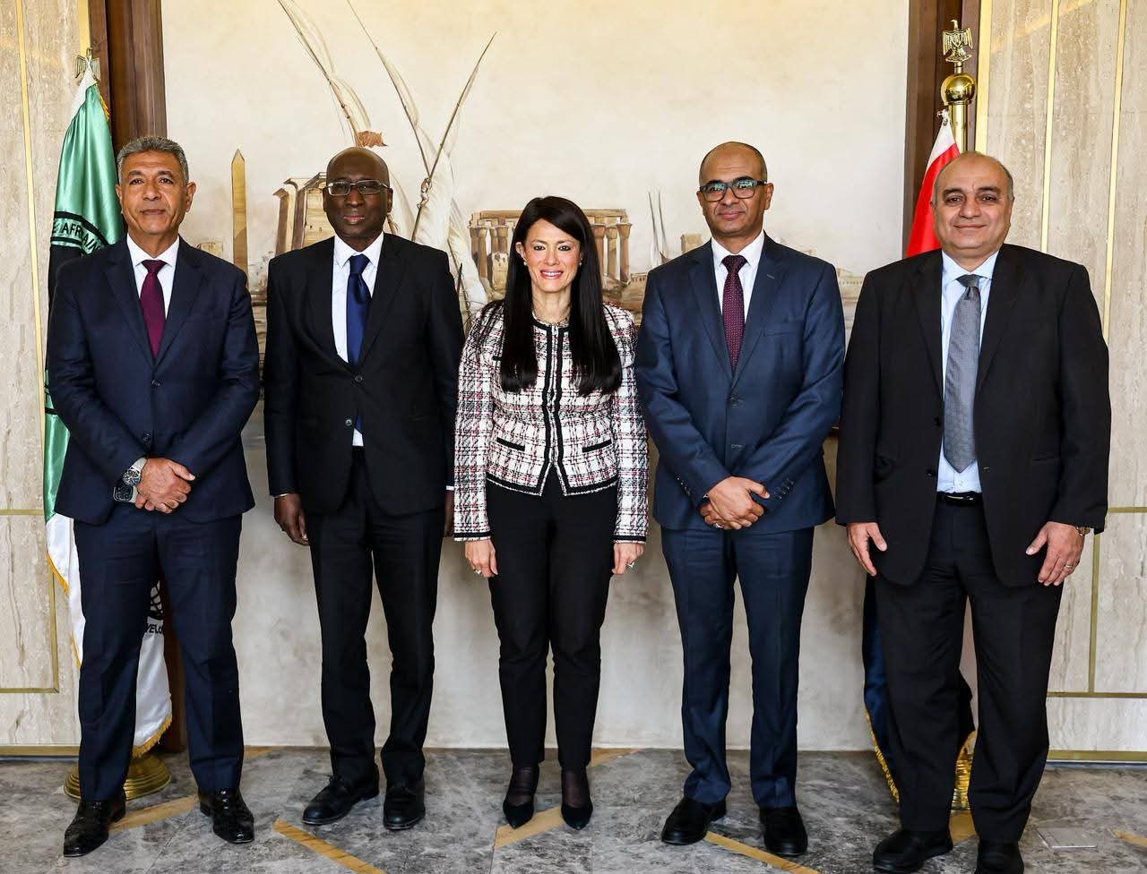 مصر تعزز الإصلاح الاقتصادي بشراكة استراتيجية مع البنك الأفريقي