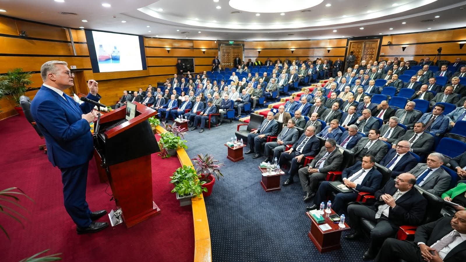 بدوي: خطة خمسية طموحة لزيادة الإنتاج وتأمين احتياجات الغاز صيف 2026