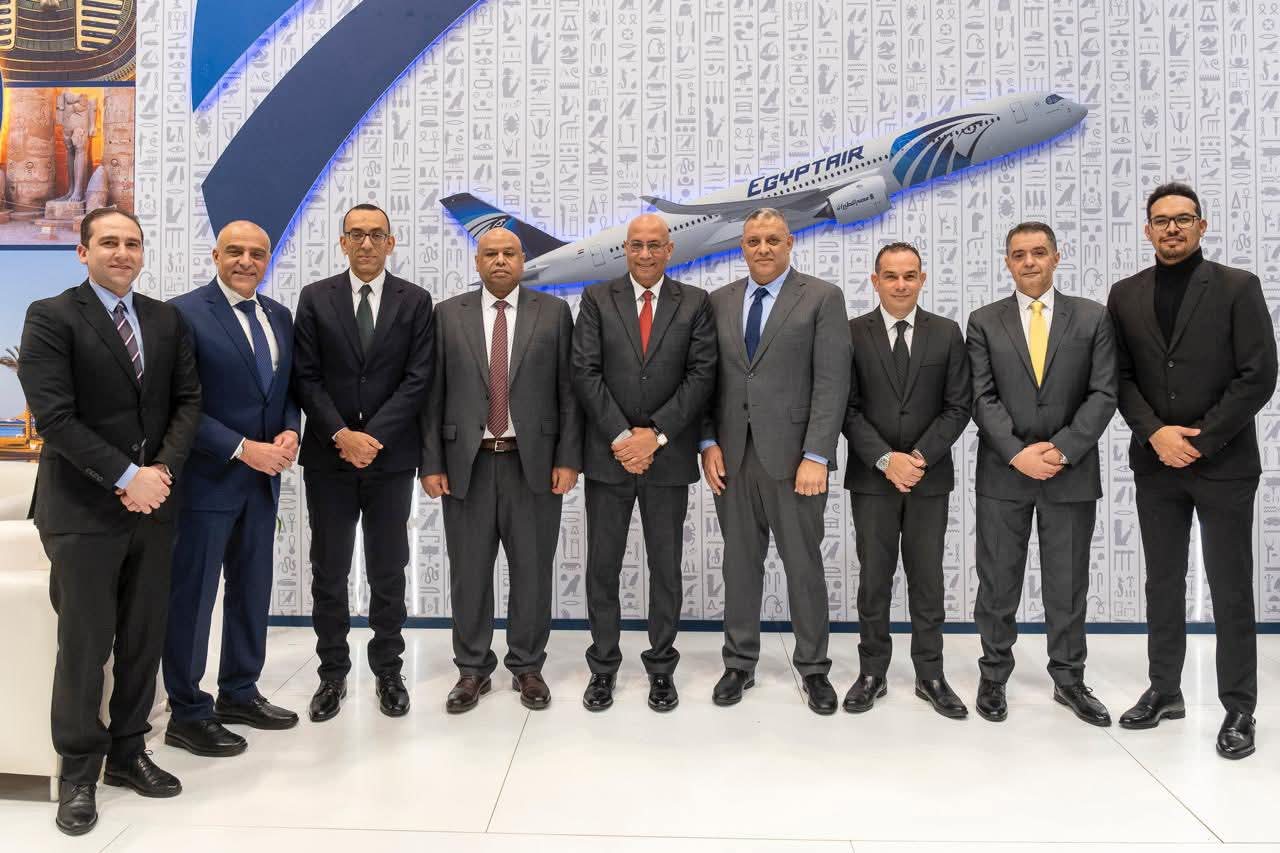 مصر للطيران تروّج للسياحة المصرية بمشاركتها بمعرض فيتور مدريد 2026