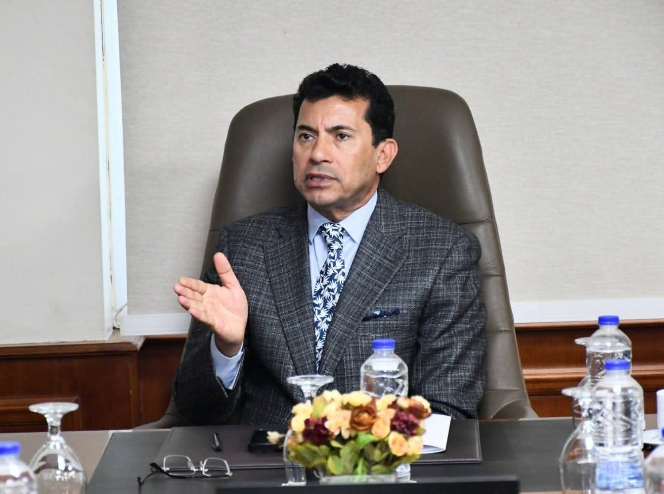 وزير الشباب يتابع استعدادات مصر لاستضافة الألعاب الأفريقية 2027