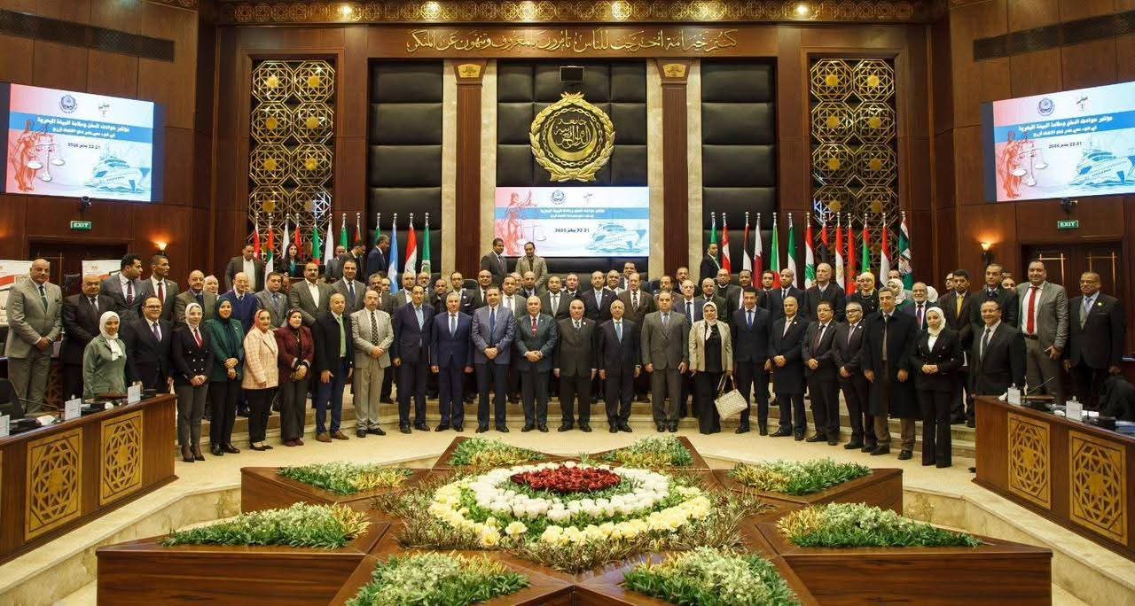 جامعة أسيوط تشارك في مؤتمر دعم الاقتصاد الأزرق وتعزيز السلامة البحرية