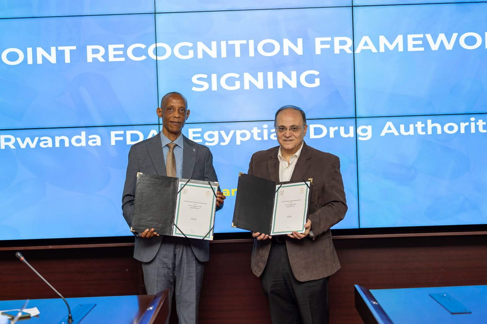 مذكرة تفاهم دوائية تدعم التكامل الصحي بين مصر ورواندا